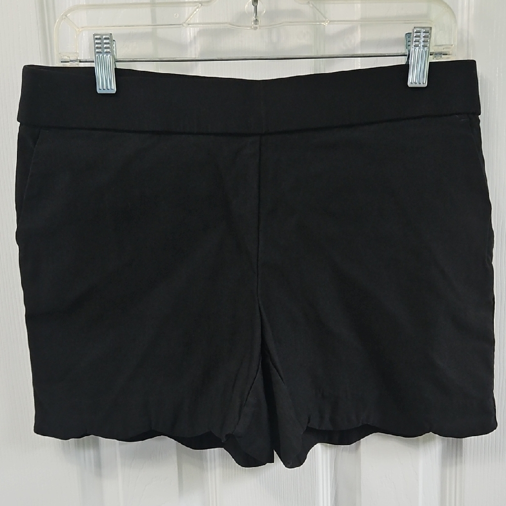 Jules Et Leopold Black Short Scalloped Hem Size Medium